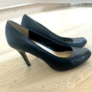 Max Studio black leather heels size 6.5
